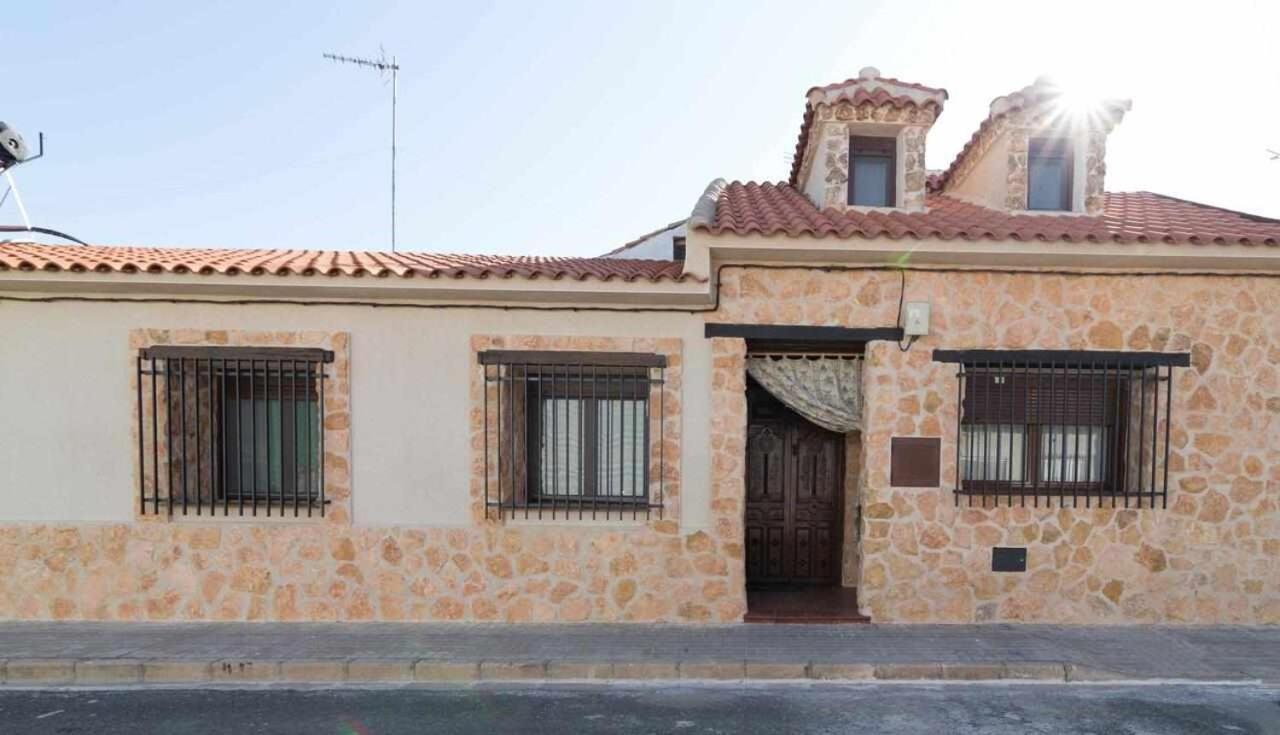 Casa Rural La Del Alba Seria Argamasilla de Alba Kültér fotó